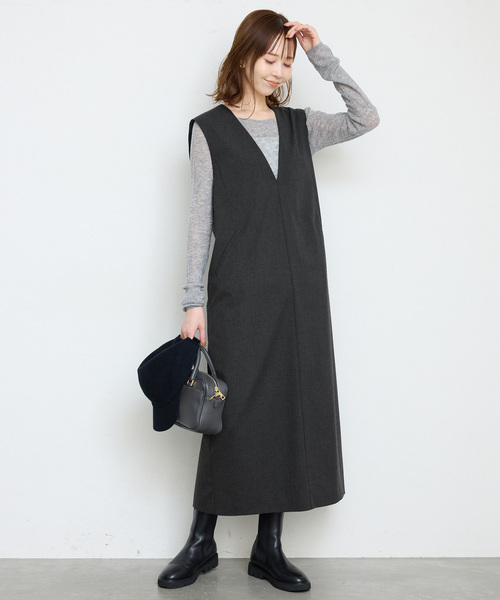SLOBE IENA(スローブイエナ)の「《WEB限定/追加》TR Vネックジャンパースカート(ワンピース・レディース・チャコールグレー/ブラック・FREE)」の11枚目の写真