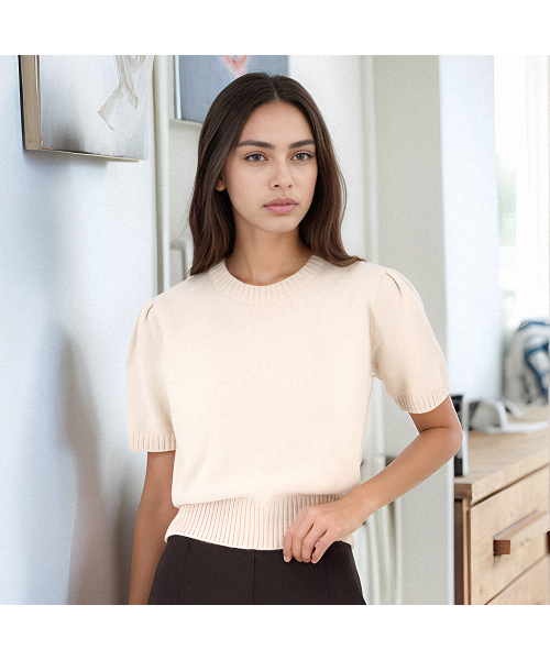 ACUD(アクド)の「Puff Sleeve Raccoon Knit _Beige(ニット/セーター・レディース・ベージュ・FREE)」の1枚目の写真