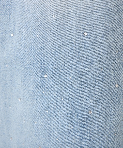 one after another NICE CLAUP(ワンアフターアナザーナイスクラップ)の「【S/Mサイズ展開】ウエスト調整/ビジュー付きストレッチデニムパンツ(デニムパンツ・レディース・ブルー/ブラック/ライトブルー・SMALL/MEDIUM/X-SMALL)」の13枚目の写真