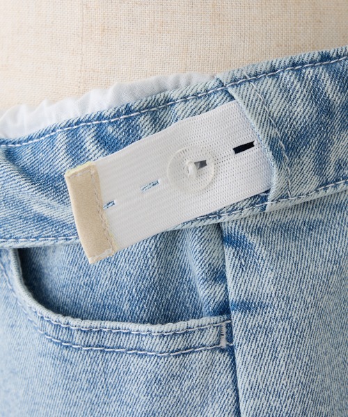 one after another NICE CLAUP(ワンアフターアナザーナイスクラップ)の「【S/Mサイズ展開】ウエスト調整/ビジュー付きストレッチデニムパンツ(デニムパンツ・レディース・ブルー/ブラック/ライトブルー・SMALL/MEDIUM/X-SMALL)」の17枚目の写真