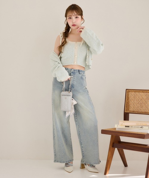 one after another NICE CLAUP(ワンアフターアナザーナイスクラップ)の「【S/Mサイズ展開】ウエスト調整/ビジュー付きストレッチデニムパンツ(デニムパンツ・レディース・ブルー/ブラック/ライトブルー・SMALL/MEDIUM/X-SMALL)」の4枚目の写真