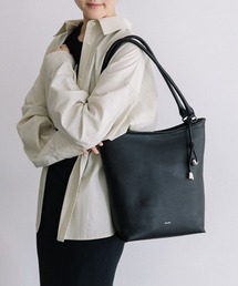 Beau're | 【BEAURE】カウレザー チャーム付き A4収納可 トートバッグ B-26215(トートバッグ)