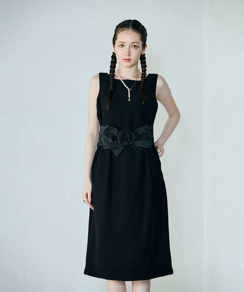 Audie a Muses（オーディアミューズ）の「フラワーリボンウエストノースリーブワンピース（ドレス・レディース・ブラック・38/40/42/36）」の13枚目の写真