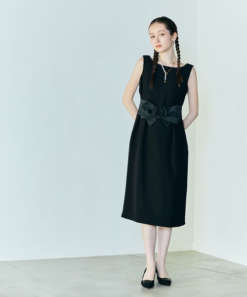 Audie a Muses（オーディアミューズ）の「フラワーリボンウエストノースリーブワンピース（ドレス・レディース・ブラック・38/40/42/36）」の9枚目の写真