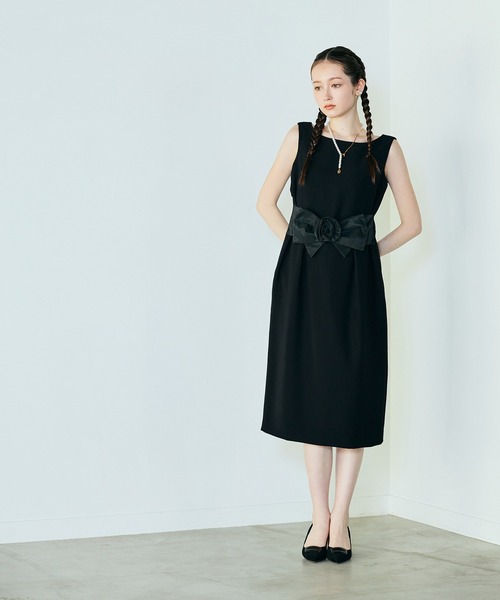 Audie a Muses（オーディアミューズ）の「フラワーリボンウエストノースリーブワンピース（ドレス・レディース・ブラック・38/40/42/36）」の10枚目の写真