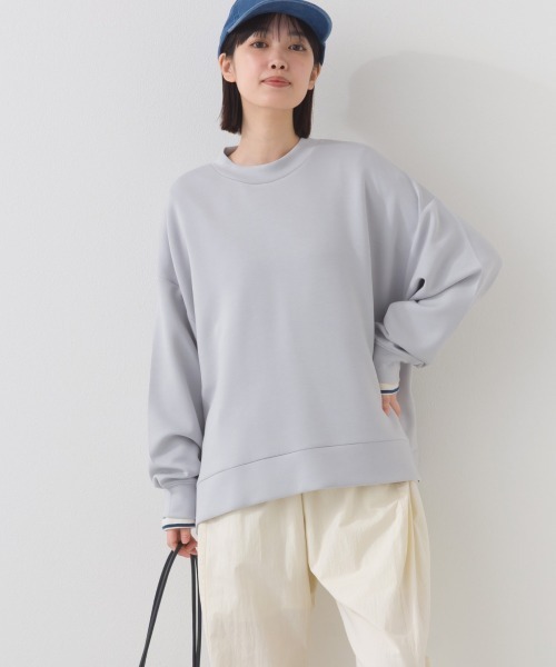 OMNES（オムネス）の「ソフトポンチ 脇スナップスリット入チュニック丈長袖トップス UVカット花粉リリース付（Tシャツ/カットソー・レディース・ブラック/ライトピンク/ベージュ/ライトグレー・FREE）」の10枚目の写真