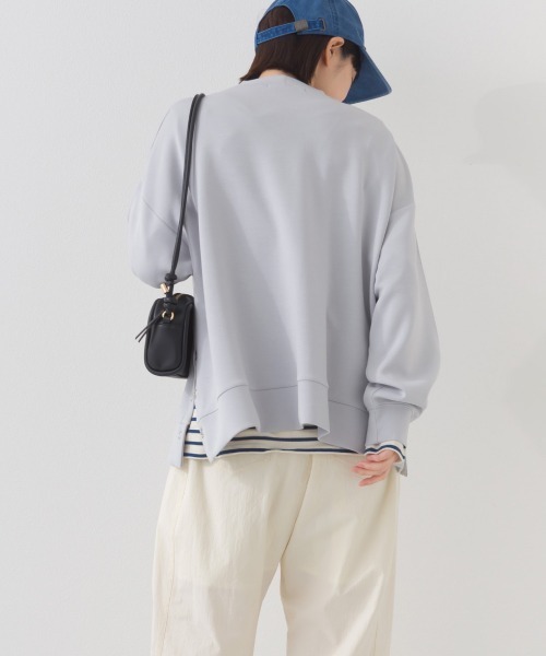 OMNES（オムネス）の「ソフトポンチ 脇スナップスリット入チュニック丈長袖トップス UVカット花粉リリース付（Tシャツ/カットソー・レディース・ブラック/ライトピンク/ベージュ/ライトグレー・FREE）」の12枚目の写真