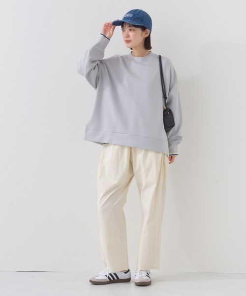 OMNES（オムネス）の「ソフトポンチ 脇スナップスリット入チュニック丈長袖トップス UVカット花粉リリース付（Tシャツ/カットソー・レディース・ブラック/ライトピンク/ベージュ/ライトグレー・FREE）」の13枚目の写真