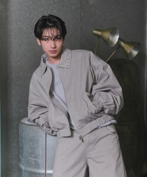 Confirm（コンファーム）の「Peach Brushed Studded Blouson / ピーチ起毛スタッズブルゾン メンズ レディース ユニセックス 【Confirm】（ブルゾン・メンズ・ブラック/カーキ/グレー/ラベンダー・M/L）」の9枚目の写真