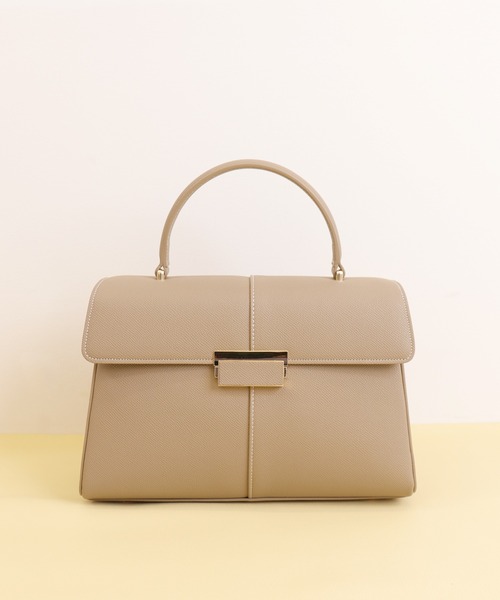 artemis by DIANA（アルテミスバイダイアナ）の「ショルダーベルト付属　2WAYスクエアハンドバッグ（ハンドバッグ・レディース・ブラック/アイボリー/ダークベージュ・FREE）」の3枚目の写真