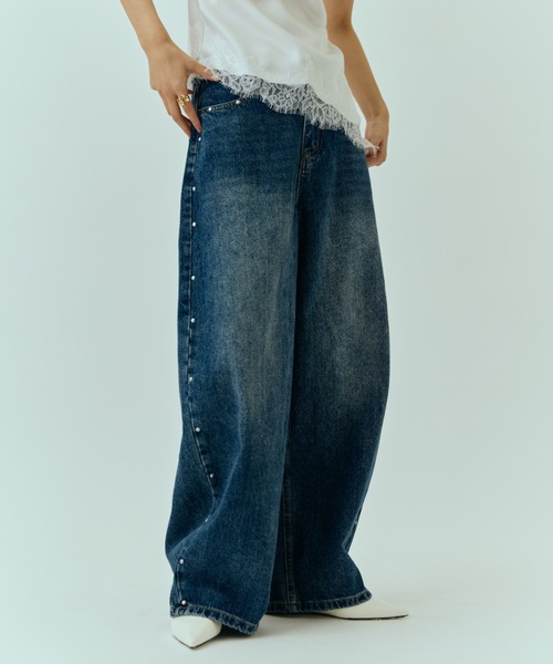 DRWCYS（ドロシーズ）の「サイドスタッズカーブデニム（デニムパンツ・レディース・インディゴブルー・MEDIUM/SMALL）」の14枚目の写真