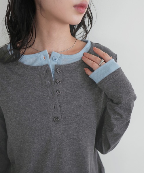 LIAN（リアン）の「バイカラーヘンリーネックプルオーバー（Tシャツ/カットソー・レディース・チャコールグレー/グレー/イエロー/ブラウン・FREE）」の7枚目の写真