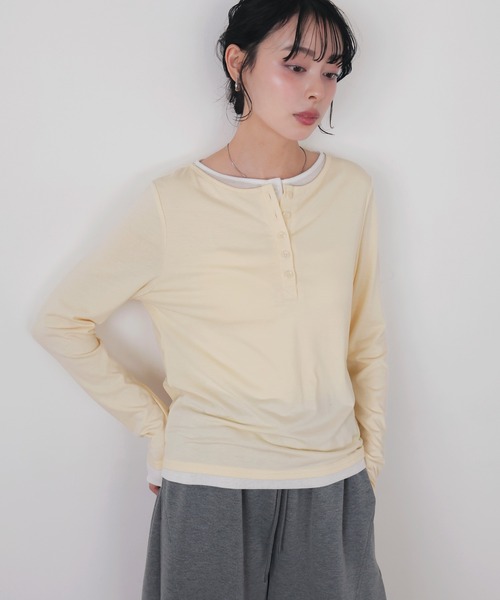 LIAN（リアン）の「バイカラーヘンリーネックプルオーバー（Tシャツ/カットソー・レディース・チャコールグレー/グレー/イエロー/ブラウン・FREE）」の8枚目の写真