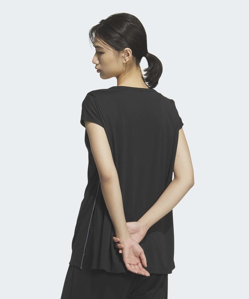 adidas(アディダス)の「ソフトリュクス ブラック ダブルニット ルーズフィット ノースリーブ トップス / アディダス adidas(Tシャツ/カットソー・レディース・ブラック・XX-LARGE/LARGE/MEDIUM/SMALL/X-LARGE)」の2枚目の写真
