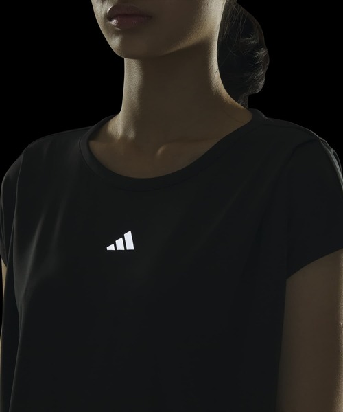adidas(アディダス)の「ソフトリュクス ブラック ダブルニット ルーズフィット ノースリーブ トップス / アディダス adidas(Tシャツ/カットソー・レディース・ブラック・XX-LARGE/LARGE/MEDIUM/SMALL/X-LARGE)」の4枚目の写真
