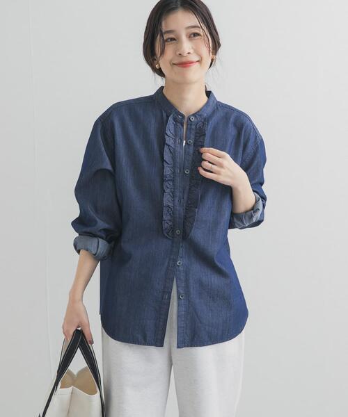 URBAN RESEARCH DOORS(アーバンリサーチドアーズ)の「フロントフリルシャツ(シャツ/ブラウス・レディース・ナチュラル/インディゴブルー・FREE)」の12枚目の写真