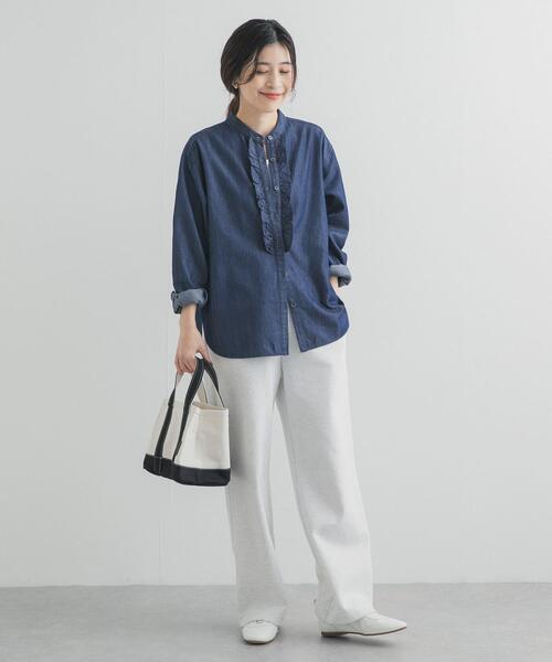 URBAN RESEARCH DOORS(アーバンリサーチドアーズ)の「フロントフリルシャツ(シャツ/ブラウス・レディース・ナチュラル/インディゴブルー・FREE)」の8枚目の写真