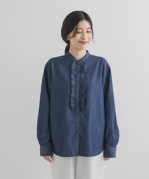 URBAN RESEARCH DOORS(アーバンリサーチドアーズ)の「フロントフリルシャツ(シャツ/ブラウス・レディース・ナチュラル/インディゴブルー・FREE)」の9枚目の写真