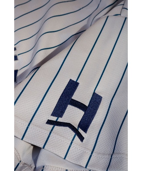 Fanatics(ファナティクス)の「Fanatics 【ファナティクス】 - ベースボールシャツ 別注【Majestic BaseBall Shirts HOMEGAME CUSTOM TM2125FW0001】(Tシャツ/カットソー・メンズ・グレー・SMALL/MEDIUM/LARGE/X-LARGE/XX-LARGE)」の9枚目の写真