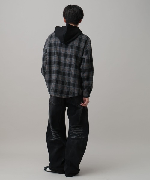 LAND MUSEUM（ランドミュージアム）の「LAND MUSEUM／レターフェードデニム（デニムパンツ・メンズ・ブラック/ブルー・MEDIUM/LARGE）」の13枚目の写真