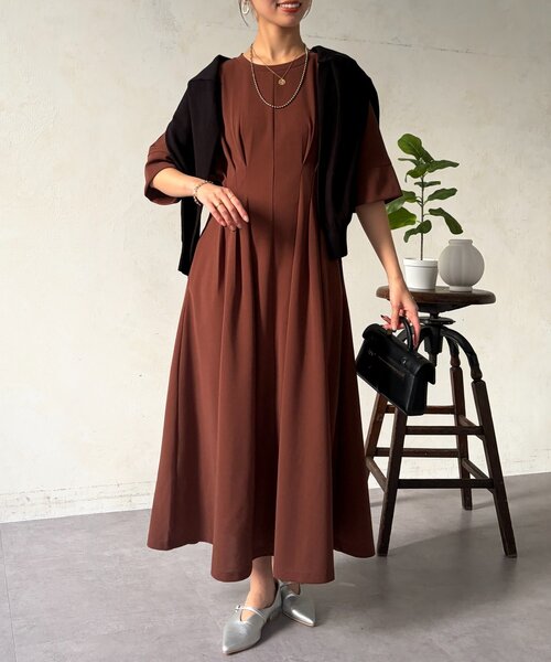 Chez toi（シェトワ）の「タックワンピース（ワンピース・レディース・ブラウン/ブラック/ネイビー・FREE）」の7枚目の写真