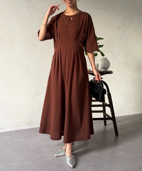 Chez toi（シェトワ）の「タックワンピース（ワンピース・レディース・ブラウン/ブラック/ネイビー・FREE）」の8枚目の写真