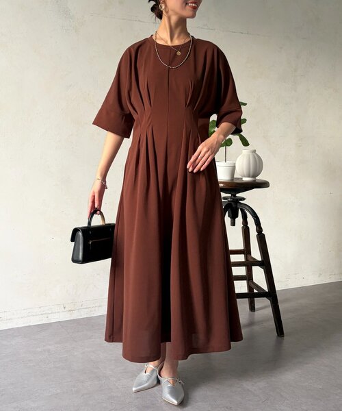 Chez toi（シェトワ）の「タックワンピース（ワンピース・レディース・ブラウン/ブラック/ネイビー・FREE）」の9枚目の写真