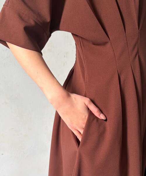 Chez toi（シェトワ）の「タックワンピース（ワンピース・レディース・ブラウン/ブラック/ネイビー・FREE）」の19枚目の写真
