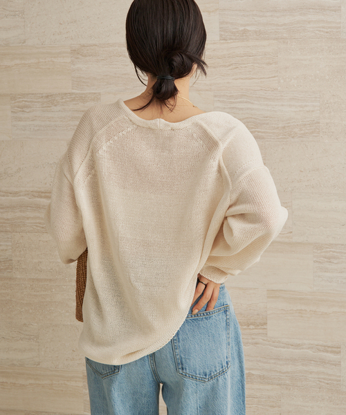 plage（プラージュ）の「コットンリリヤーン Vプルオーバー（ニット/セーター・レディース・アイボリー/カーキ・FREE）」の11枚目の写真