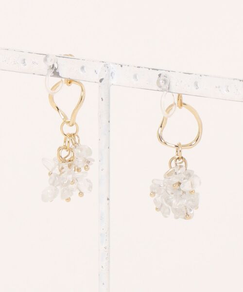 NOLITA LABORATORY(ノリータラボラトリー)の「【 NOLITA / ノリータ 】水晶サザレ×フープ イヤリング ETSUKO(イヤリング・レディース・ゴールド・FREE)」の4枚目の写真