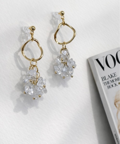NOLITA LABORATORY(ノリータラボラトリー)の「【 NOLITA / ノリータ 】水晶サザレ×フープ イヤリング ETSUKO(イヤリング・レディース・ゴールド・FREE)」の1枚目の写真