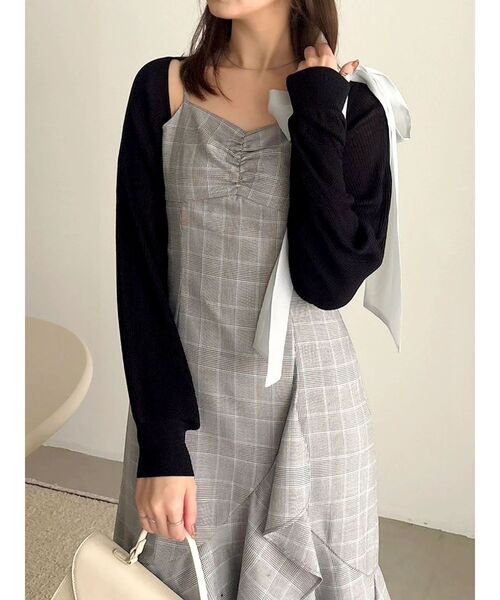 dazzlin(ダズリン)の「シアーパフボレロ(カーディガン/ボレロ・レディース・その他1/アイボリー/ブラック/レッド・FREE)」の2枚目の写真