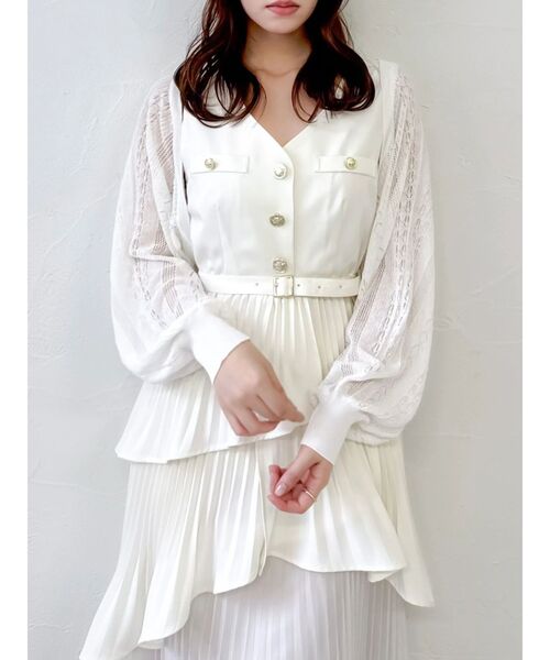 dazzlin(ダズリン)の「シアーパフボレロ(カーディガン/ボレロ・レディース・その他1/アイボリー/ブラック/レッド・FREE)」の9枚目の写真