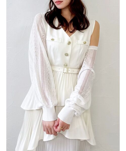 dazzlin(ダズリン)の「シアーパフボレロ(カーディガン/ボレロ・レディース・その他1/アイボリー/ブラック/レッド・FREE)」の5枚目の写真