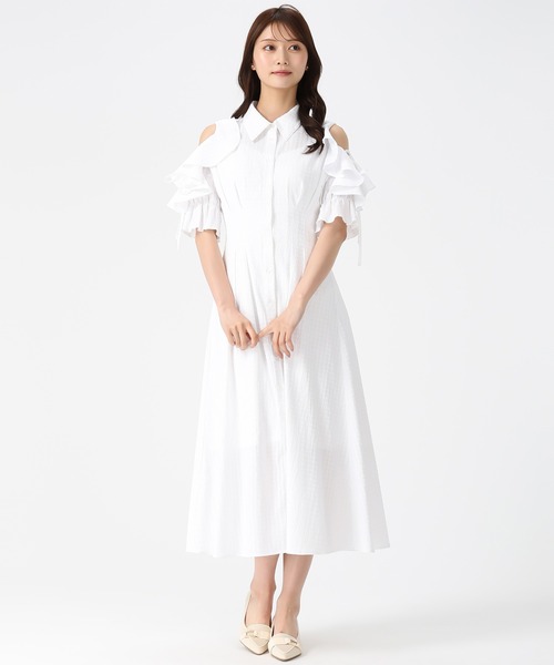 MISCH MASCH(ミッシュマッシュ)の「2026春夏新作 肩レースアップギンガムワンピース(ワンピース・レディース・ホワイト/ブラック・S/M)」の5枚目の写真