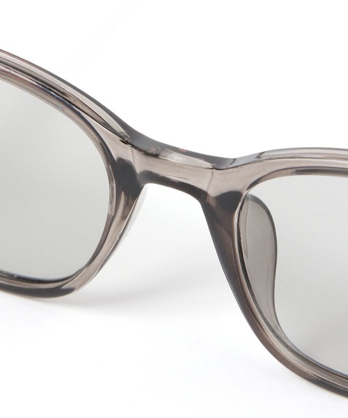 LEPSIM（レプシィム）の「ファッションカラーグラス　634404（サングラス・レディース・ブラック/ライトグレー・ONE SIZE）」の7枚目の写真