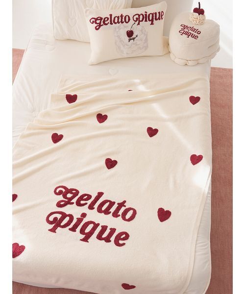 Sleep】ハートロゴジャガード マルチカバー（寝具）｜gelato pique