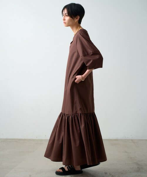 LOUNGEDRESS(ラウンジドレス)の「コクーンスリーブワンピース(ワンピース・レディース・ブラウン/ブラック・FREE)」の15枚目の写真