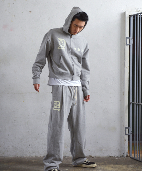AMOU(アモウ)の「D-Star Hoodie Zip Up GRAY(パーカー・レディース・その他・1/2)」の5枚目の写真
