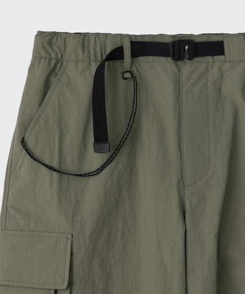 MUSINSA STANDARD（ムシンサスタンダード）の「[シティレジャー] サイドジッパーカーゴパンツ [ライトカーキグレー]（その他パンツ・メンズ・その他・26/27/28/29/30/31/32/33/34/36/38/40/42）」の6枚目の写真