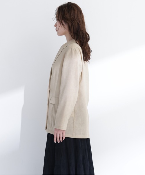 NATURAL BEAUTY BASIC(ナチュラルビューティーベーシック)の「【ちょうど、いい服】迷った朝のエブリデイジャケット(テーラードジャケット・レディース・ブラウン/ナチュラル/ネイビー/ベージュ・SMALL/MEDIUM)」の17枚目の写真