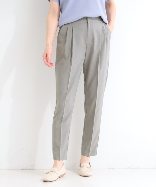 SHOO・LA・RUE（シューラルー）の「【S-LL/セットアップ可】洗濯後しわになりにくい 軽い着ごこち タックテーパードパンツ（その他パンツ・レディース・ネイビー/グレー/ナチュラル・01/02/03/04）」の4枚目の写真
