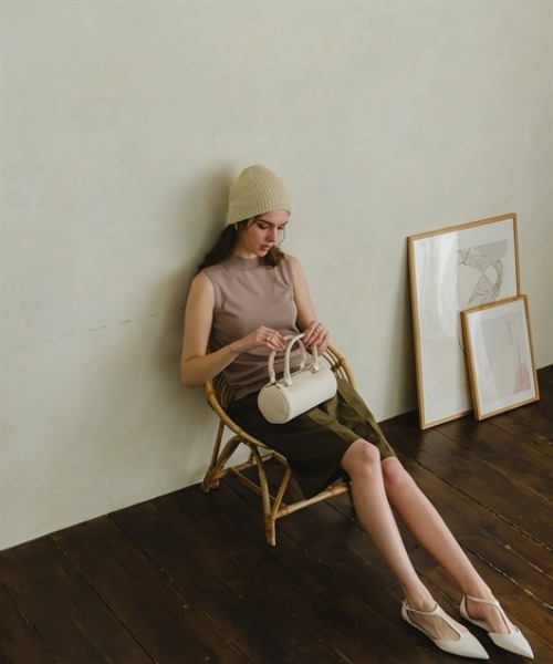 Maison INNESS(メゾンアイネス)の「【アイスクリーンプレミアム】ハイネックノースリーブニット(持続冷感・接触冷感・毛玉になりにくい・UVカット・洗濯機で洗える・遮熱)(ニット/セーター・レディース・ブルー/モカ/ブラック/オフホワイト・S/M/L/LL/3L/4L/5L)」の13枚目の写真