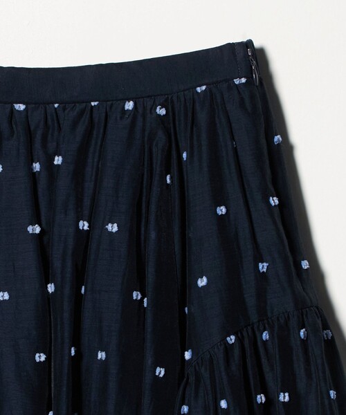 UNITED ARROWS(ユナイテッドアローズ)の「2トーン ドット ジャガード フレアスカート(スカート・レディース・ネイビー/ブラック・38/36)」の13枚目の写真