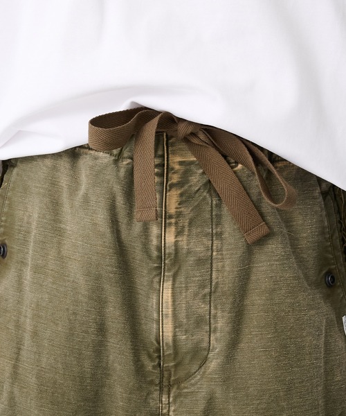 MIHARAYASUHIRO(ミハラヤスヒロ)の「【MIHARAYASUHIRO/ミハラヤスヒロ】DAMAGED CARGO PANTS(カーゴパンツ・メンズ・カーキ/ブラック・46/44)」の19枚目の写真