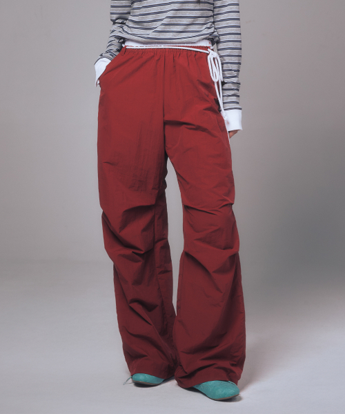 YOUHEE（ユヒ）の「[3COLORS] COTTON LAYERED BANDING WIDE PANTS（スウェットパンツ・レディース・レッド/ネイビー/その他・FREE）」の14枚目の写真