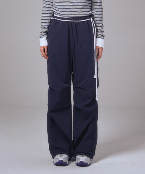 YOUHEE（ユヒ）の「[3COLORS] COTTON LAYERED BANDING WIDE PANTS（スウェットパンツ・レディース・レッド/ネイビー/その他・FREE）」の16枚目の写真