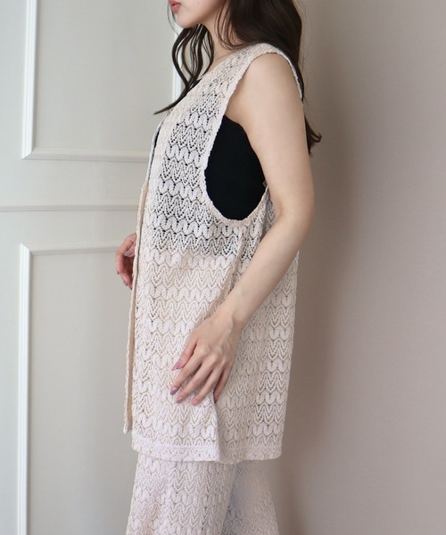 CECIL McBEE(セシルマクビー)の「レースジレベスト(その他アウター・レディース・アイボリー/ブラック・MEDIUM/LARGE)」の4枚目の写真