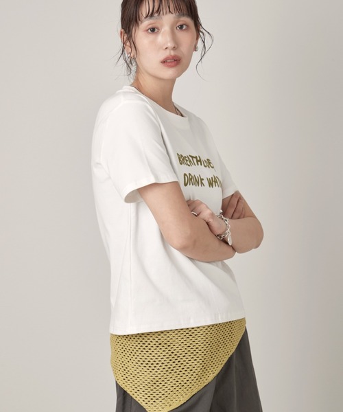 OFROOM(オフルーム)の「Logo Tee Knit Stole Set|ロゴTeeニットストールセット(Tシャツ/カットソー・レディース・ブラック/グリーン/ホワイト・FREE)」の4枚目の写真