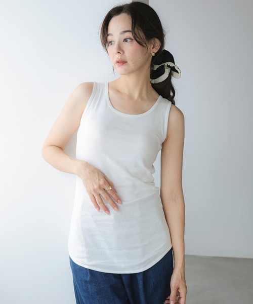 FashionBerry(ファッションベリー)の「インナーちら見え防止 フレアリブタンクトップ コットン100%(タンクトップ・レディース・グレー/ホワイト/ブラック/ネイビー・M/L/LL/3L)」の2枚目の写真